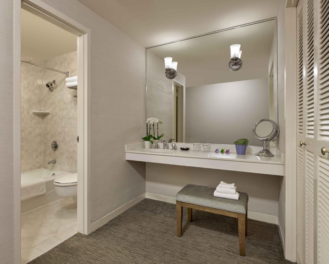Premier Queen Room with Two Queen Beds
