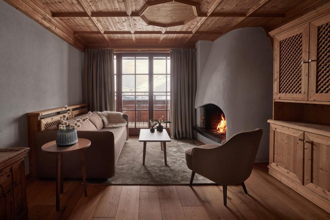 Superior King Suite