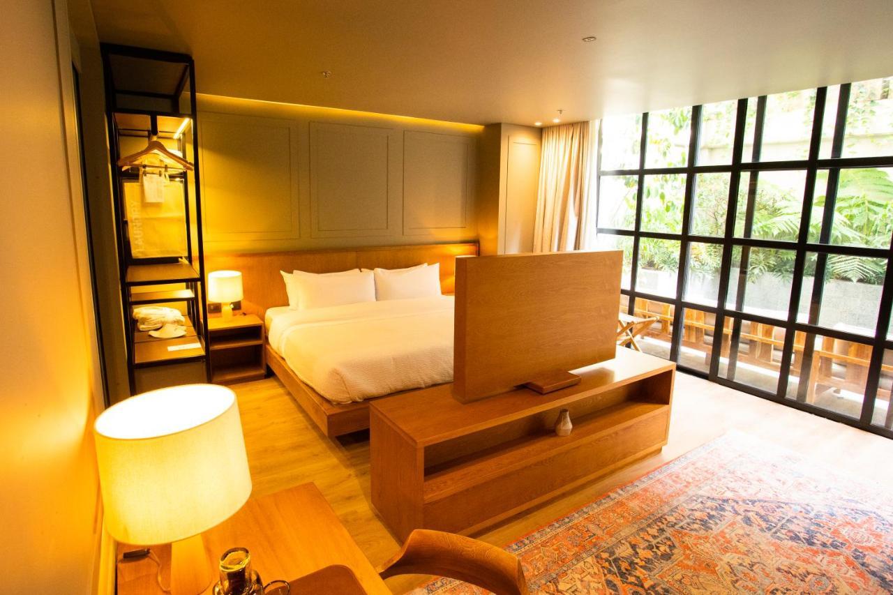 Queen Suite