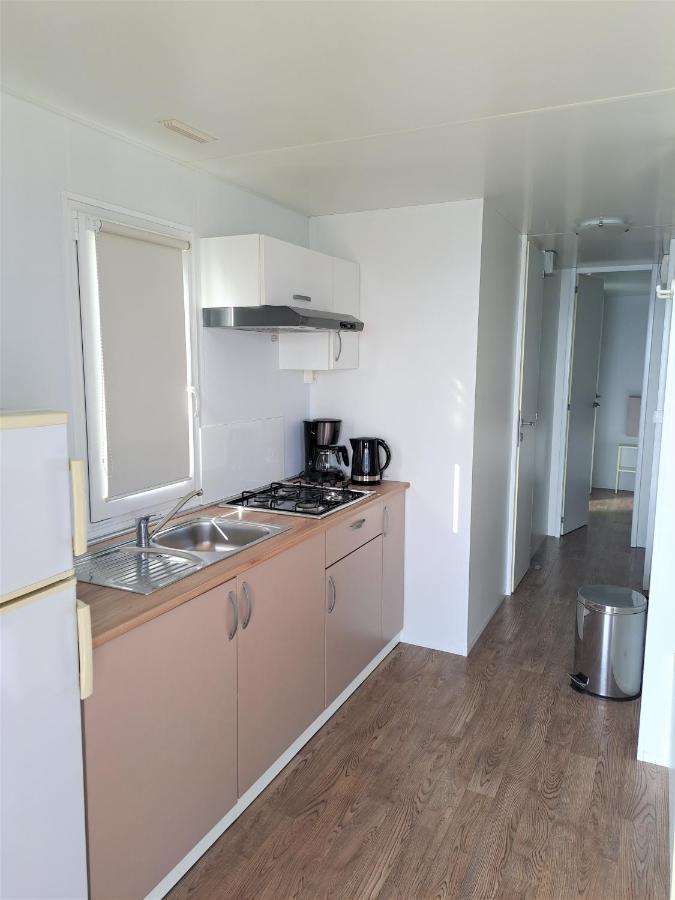 Superior Two-Bedroom Mobile Home Terrace Sea View,197029243:JPEG