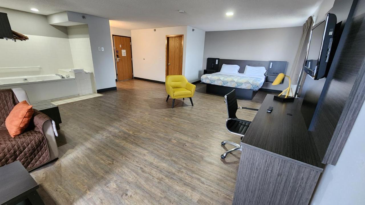 King Suite Spa Bath Non-Smoking