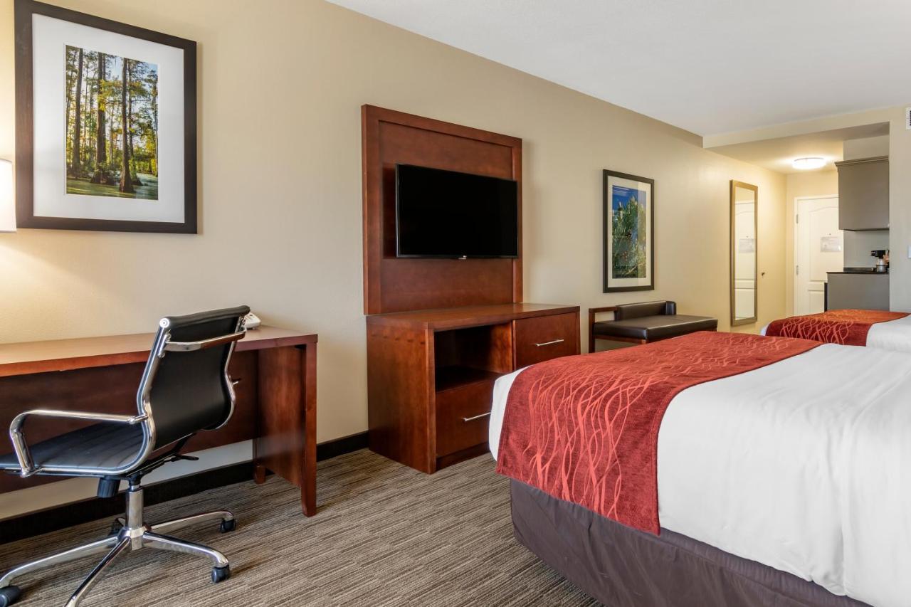 Queen Room Two Queen Beds Disability Access or Non-Smoking