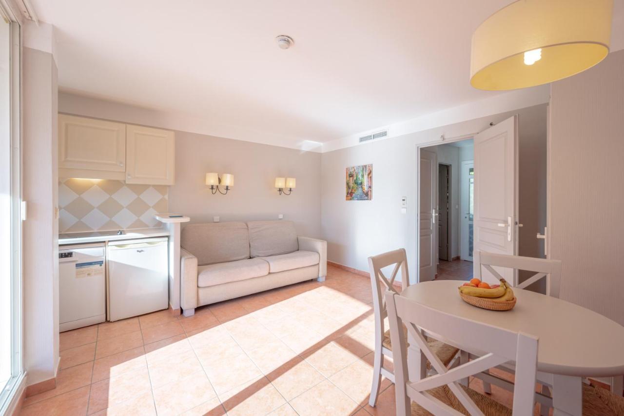 Appartement 1 Chambre Supérieur avec Terrasse ou Balcon (5 Personnes)