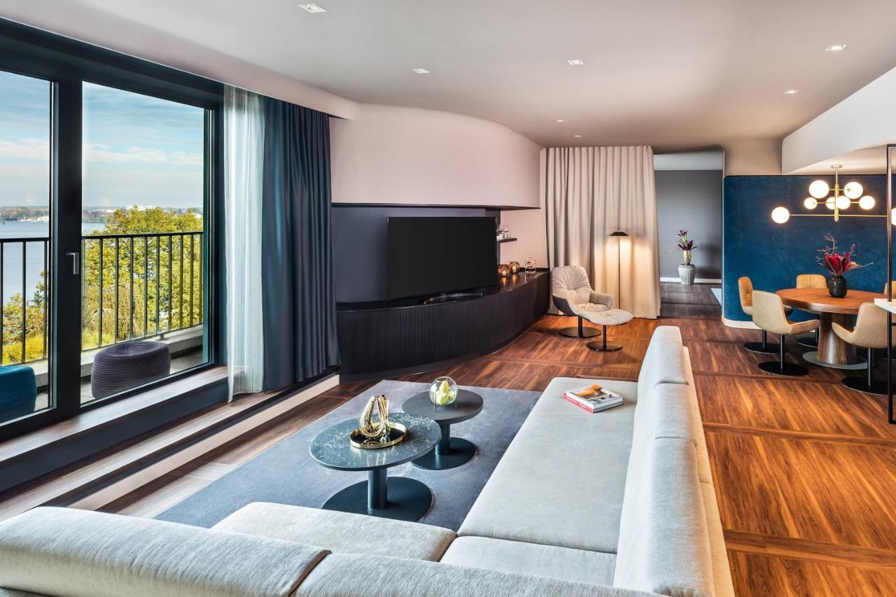 Prestige Lake Suite, 1 Bedroom Suite, Alster view