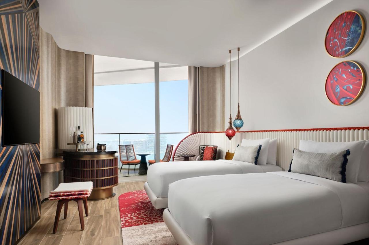Deluxe Twin Room Harbor View Balcony
