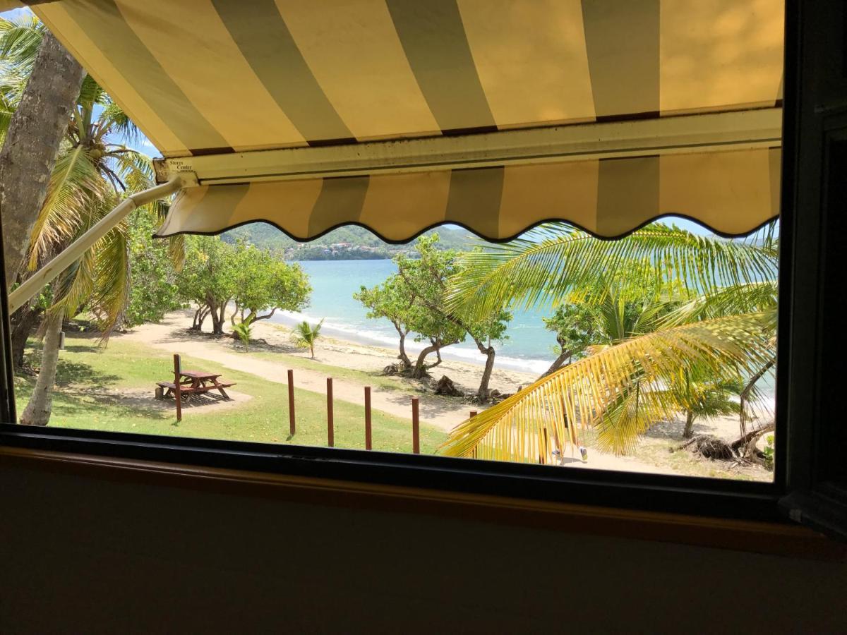 Bungalow Beach Front