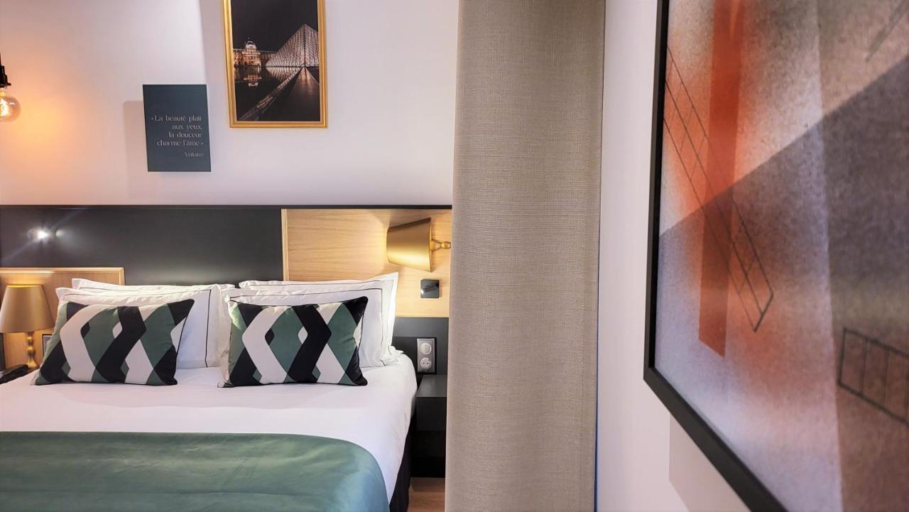 Superior Double Room Pool Access