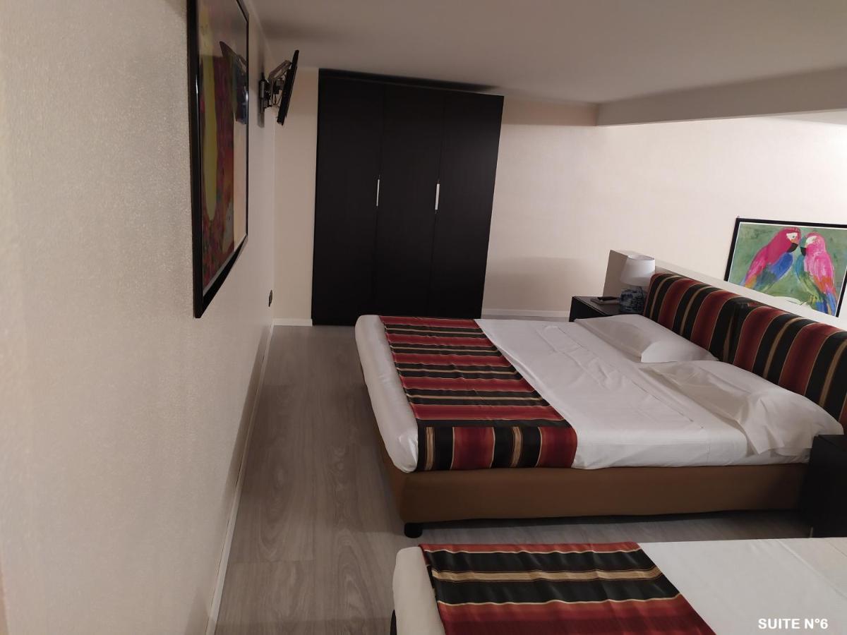 Suite