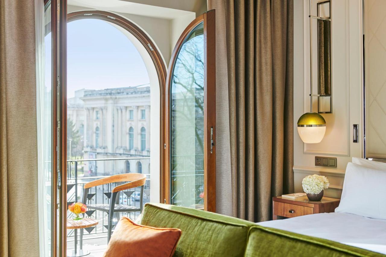 Classic King Room Balcony