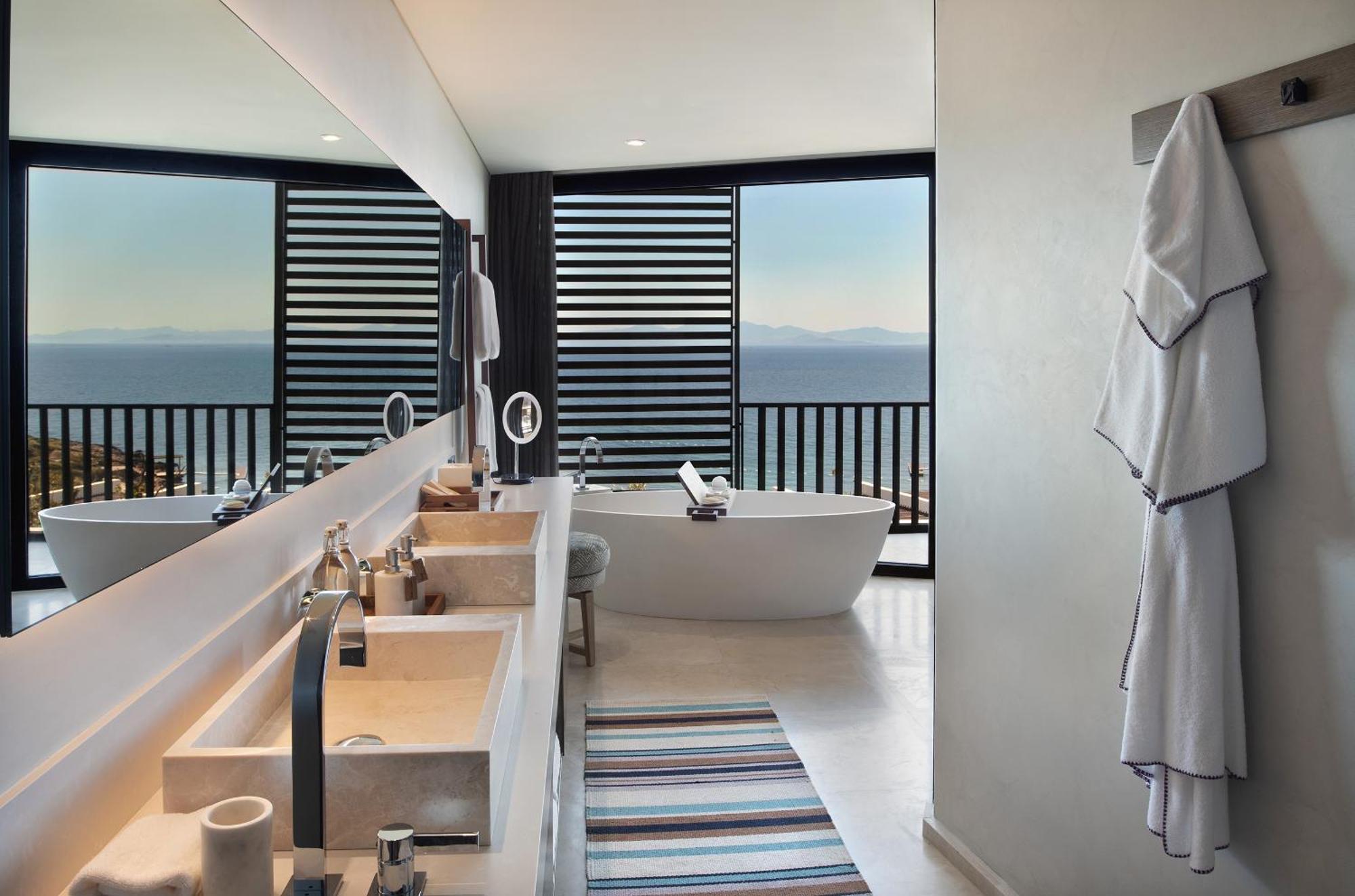 Superior Zimmer mit Kingsize-Bett und Meerblick