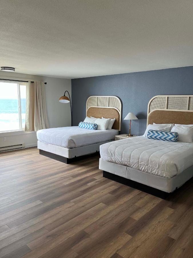 Deluxe Double Room (1 adult + 2 children)