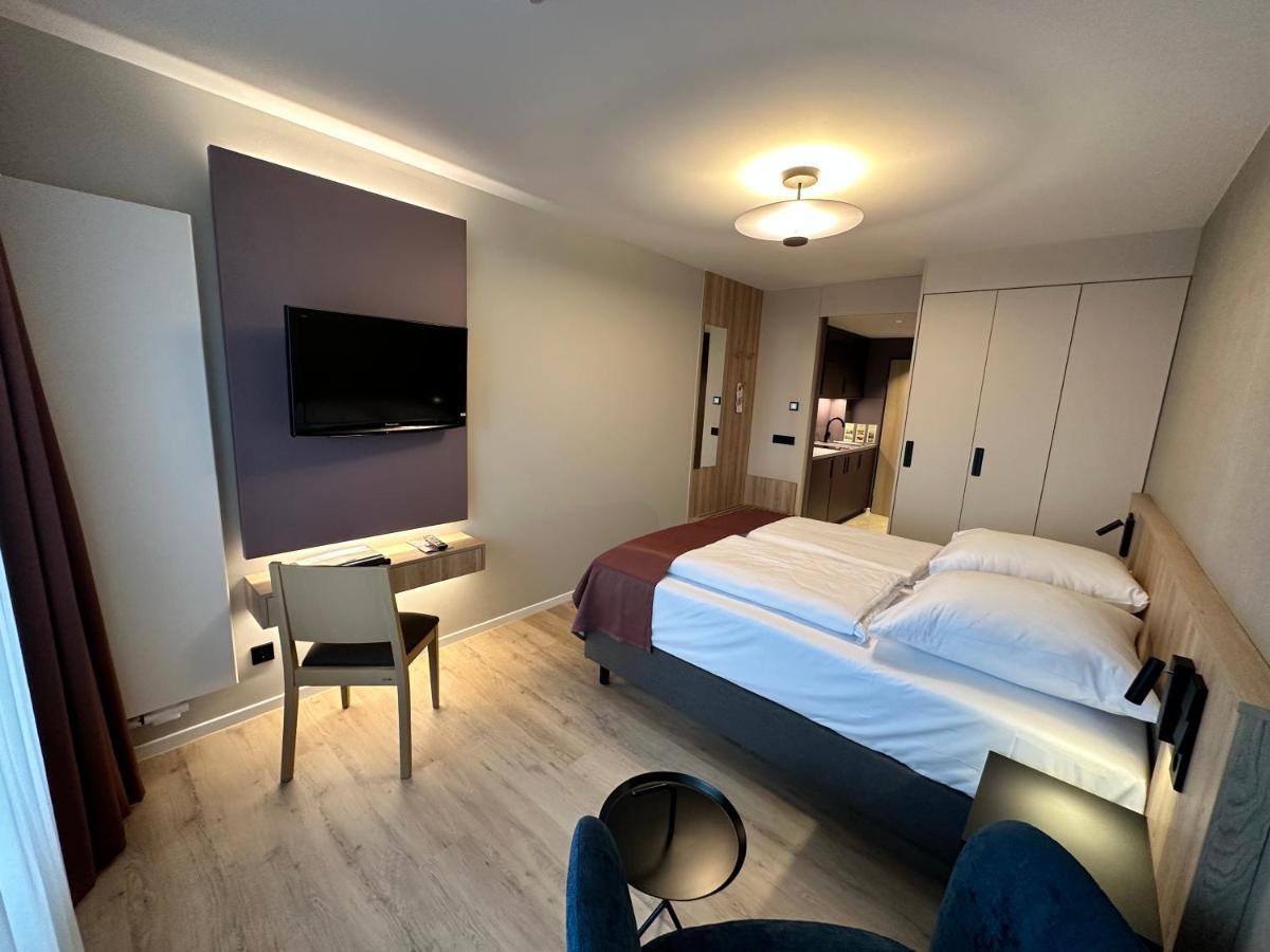Queen Room Balcony