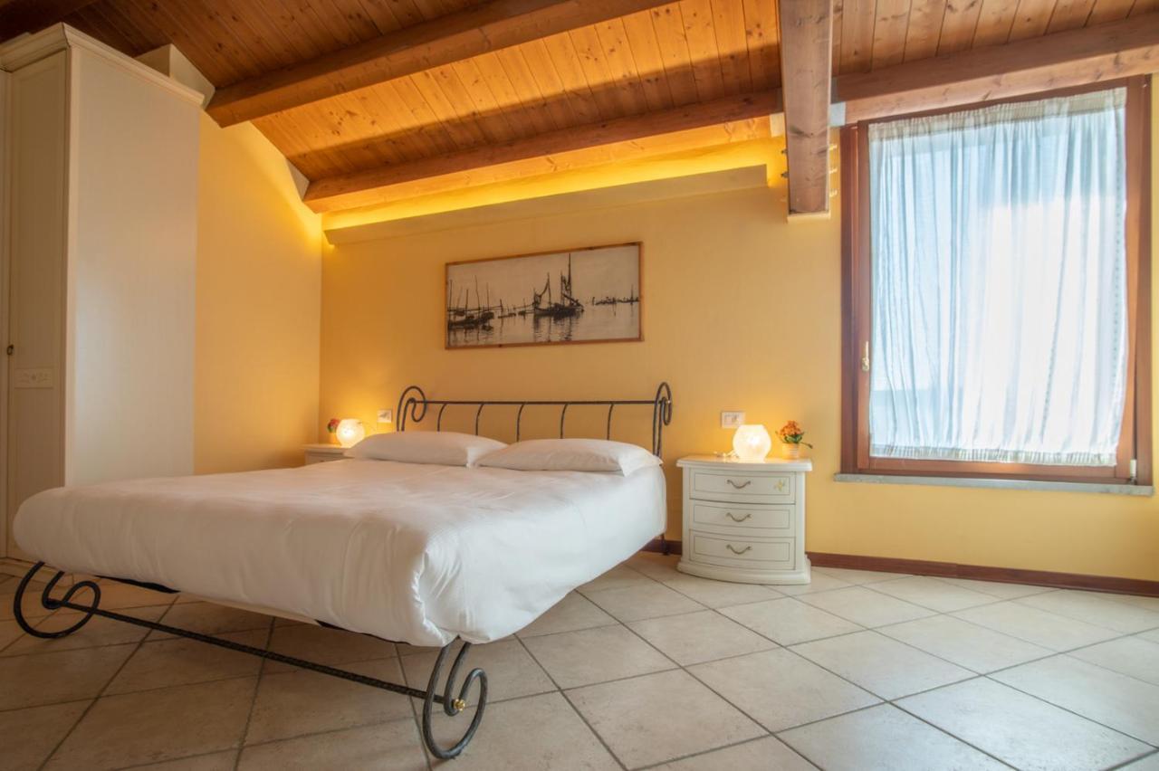 Camera Familiare con Bagno Privato
