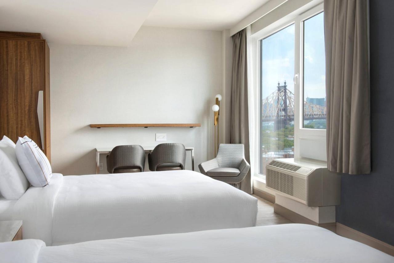 Executive Suite 2 Queen Balcony