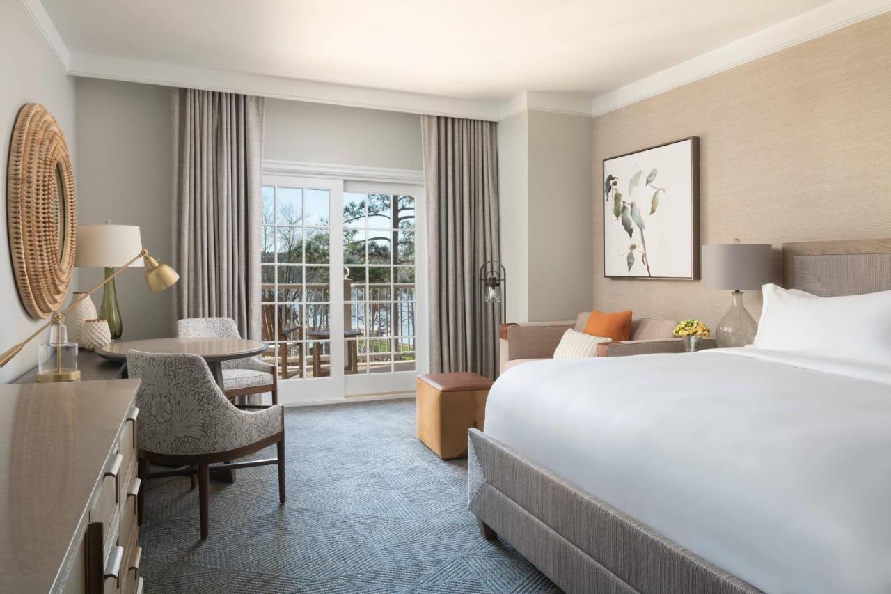 King or Double Room Lake View Balcony