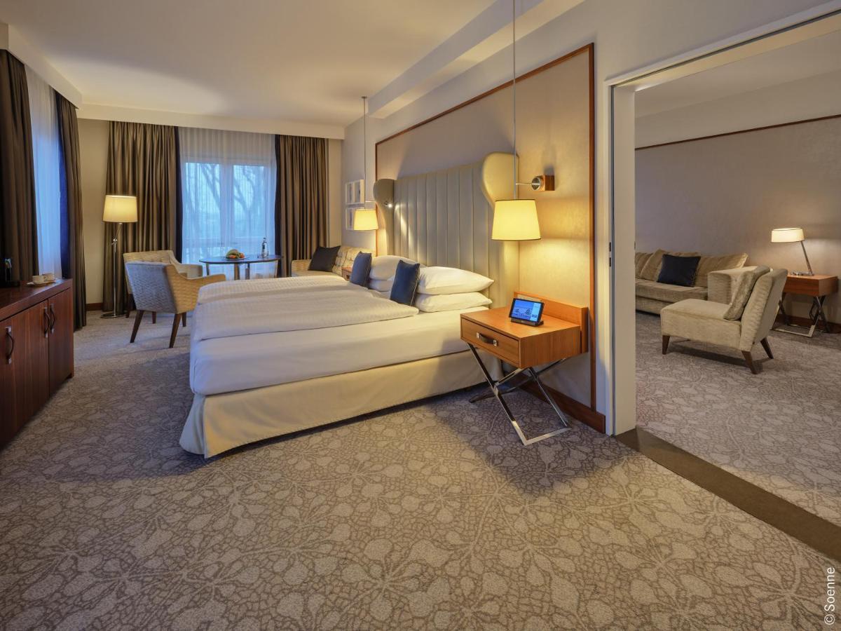 King Junior Suite,1498533445:JPEG