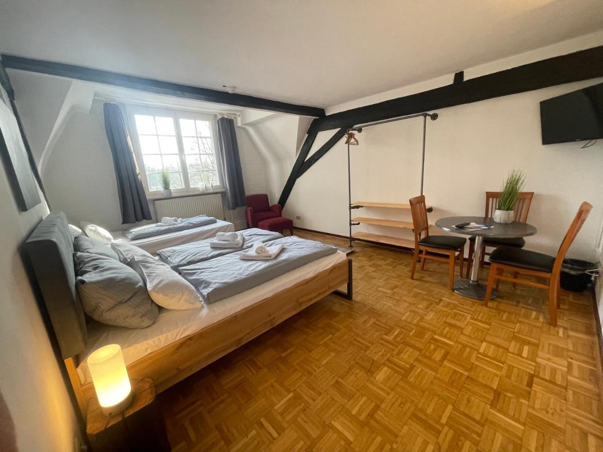 Driepersoonskamer met Eigen Badkamer