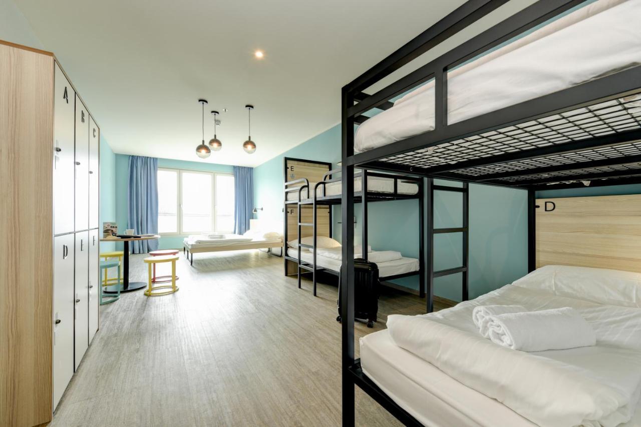 Posto Letto in Dormitorio Misto con 6 Letti