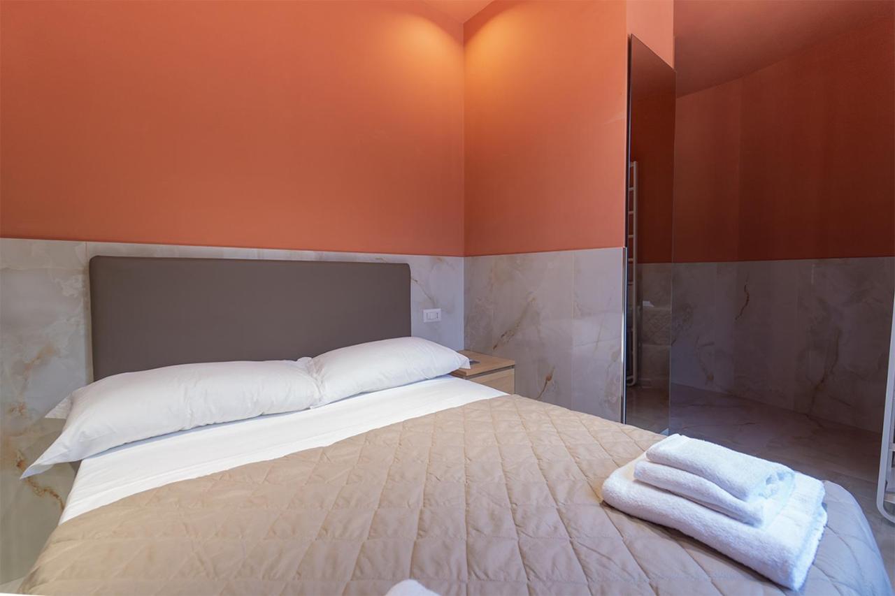 Standard Double Room,1363764206:JPEG