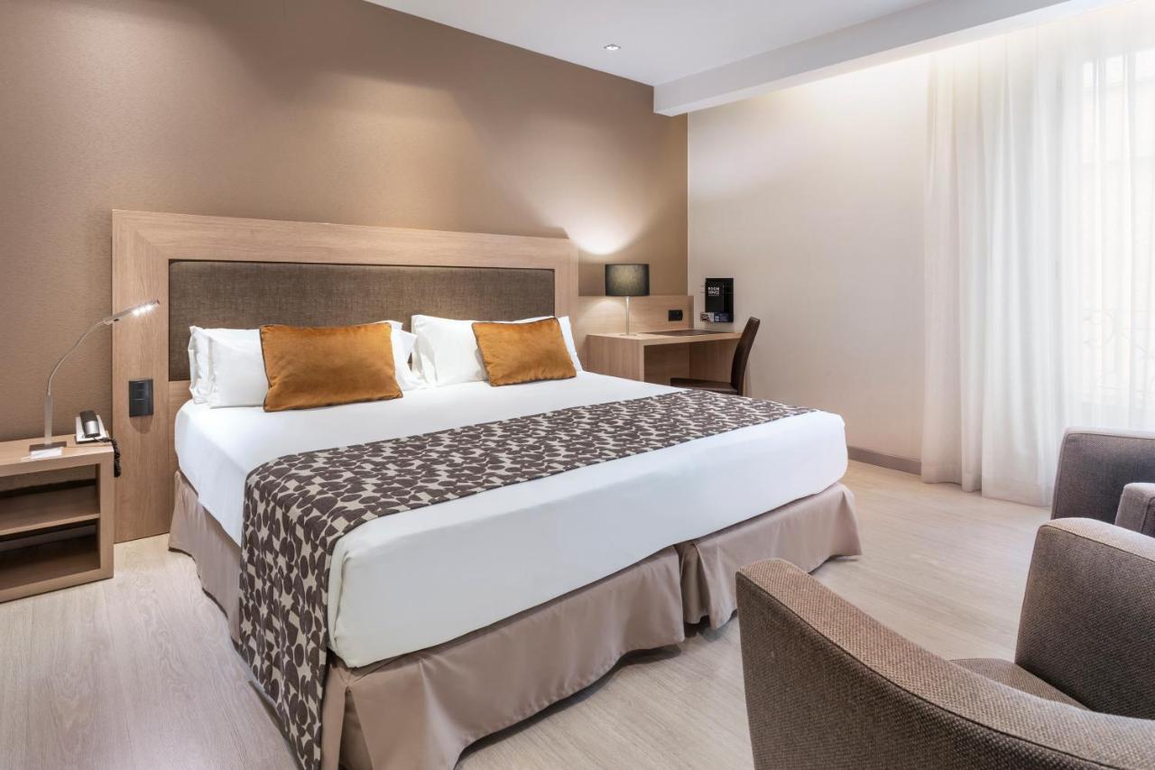 Premium Double or Twin Room,1588430167:JPEG