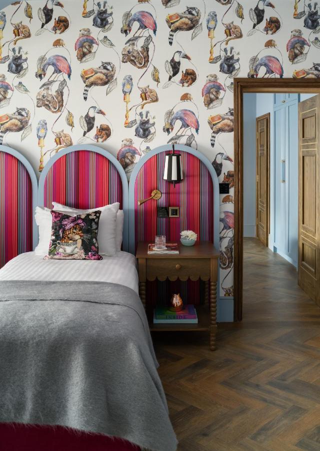 The Tempus King Room