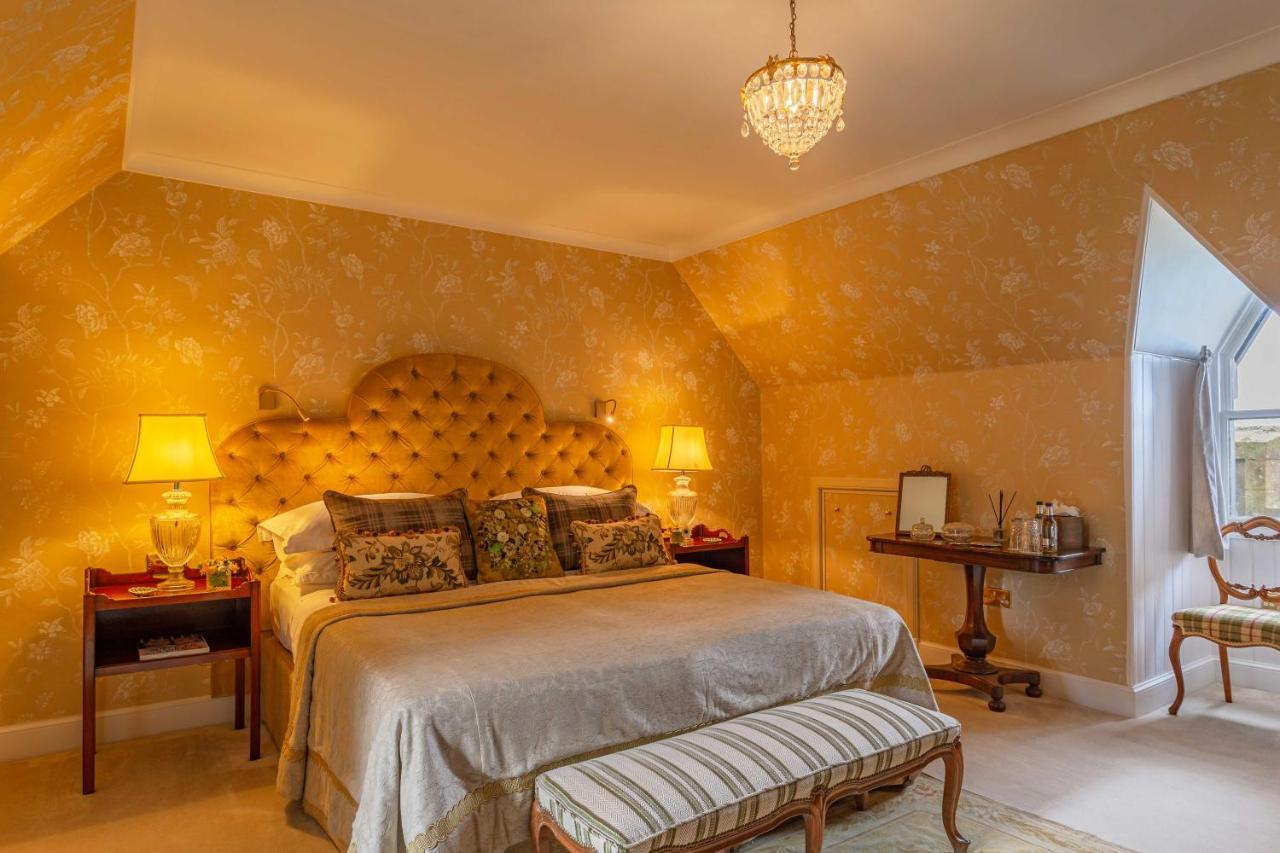 West Wing Suite