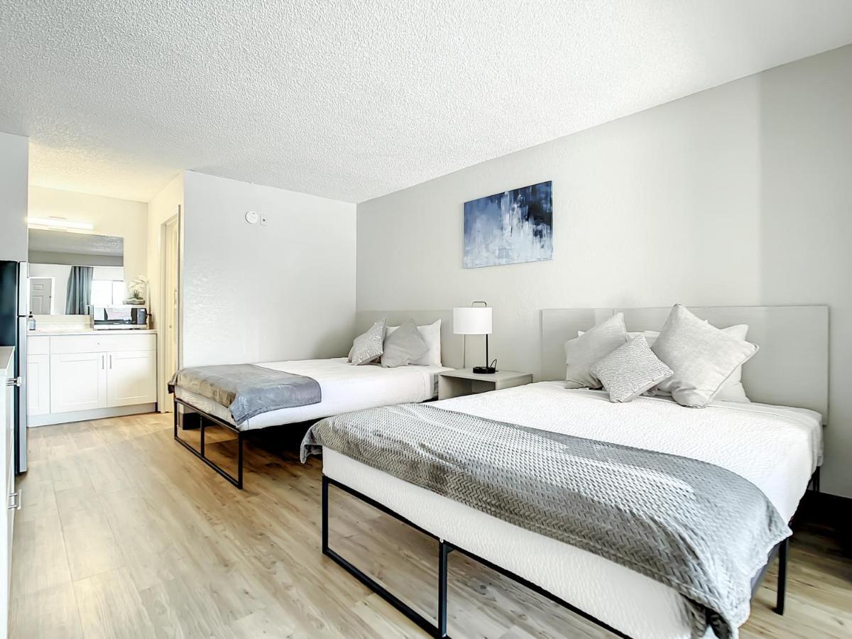 Superior Queen Room Two Queen Beds