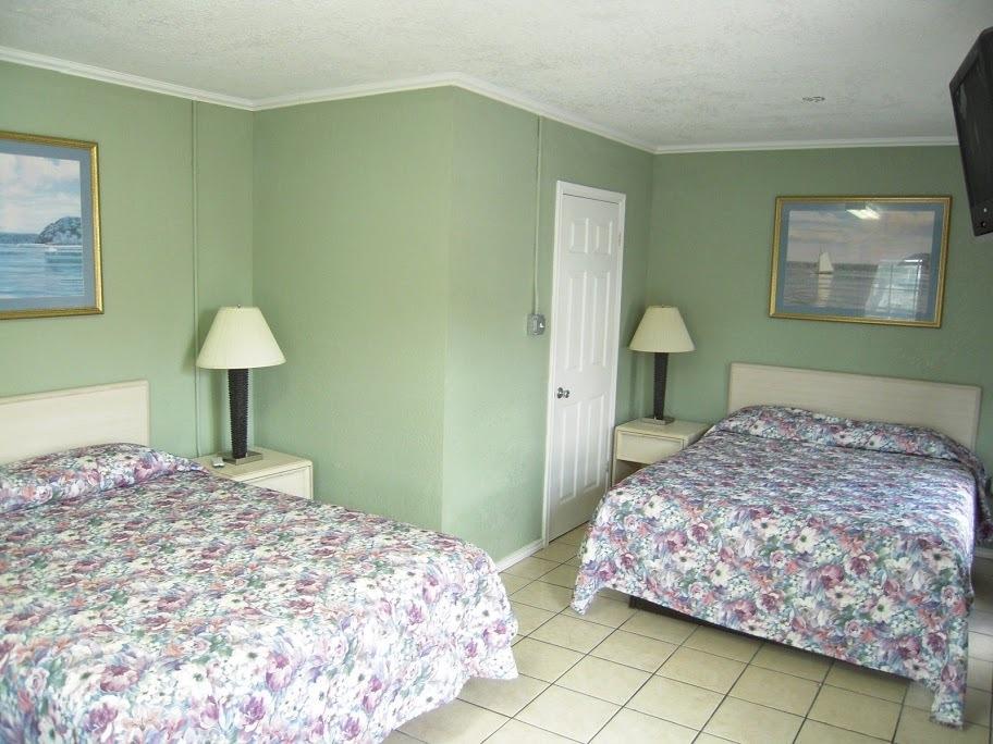 Queen Room Two Queen Beds