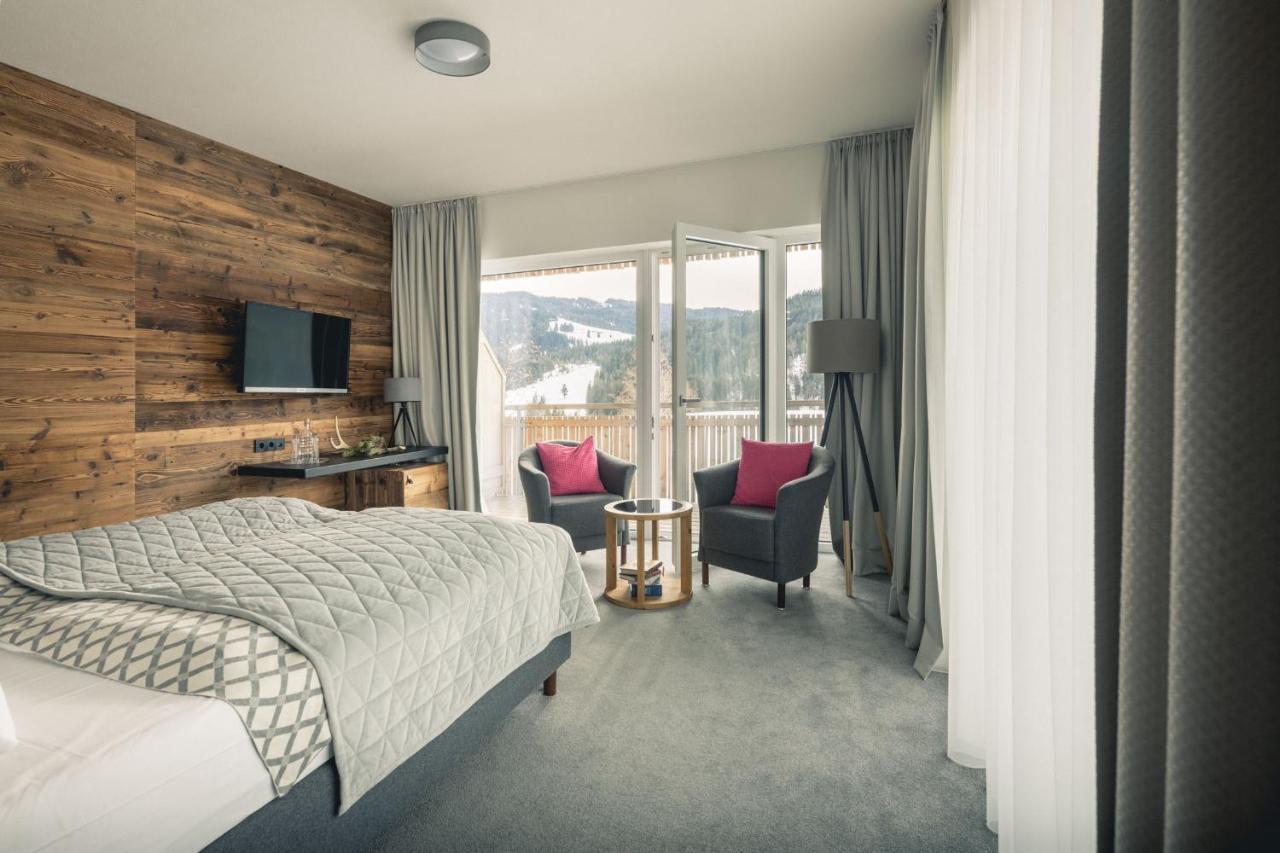 Deluxe Doppel-/Zweibettzimmer