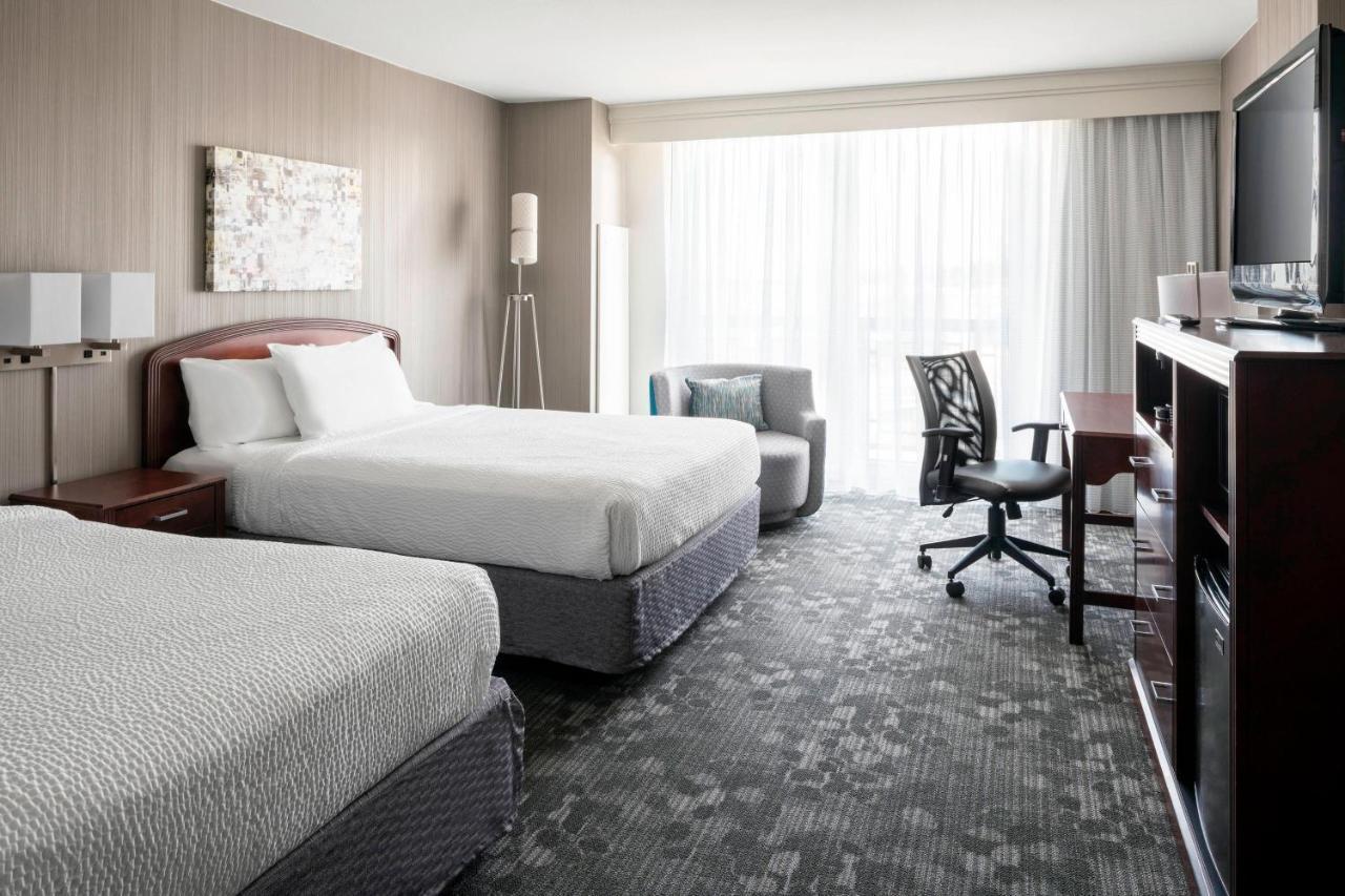 Queen Room with Two Queen Beds