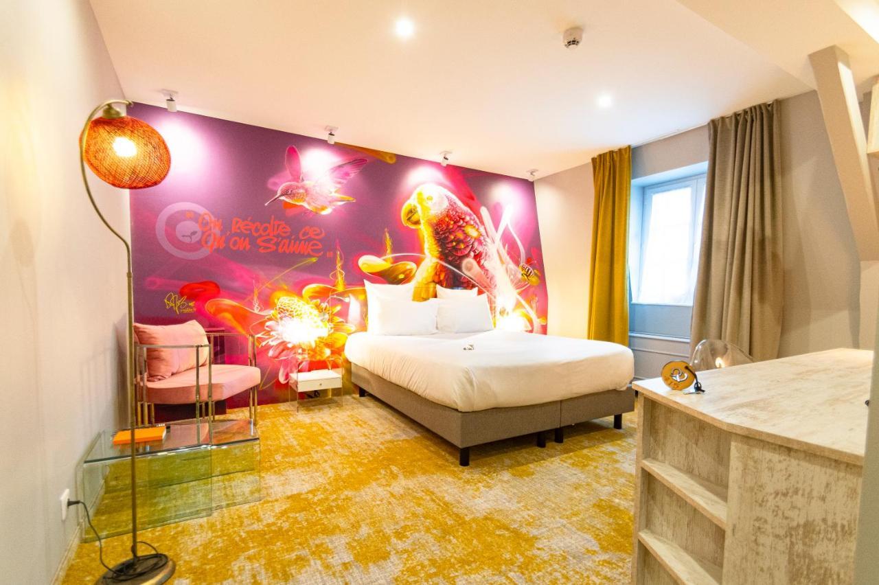 Charm Room Shower or Balneo Bath