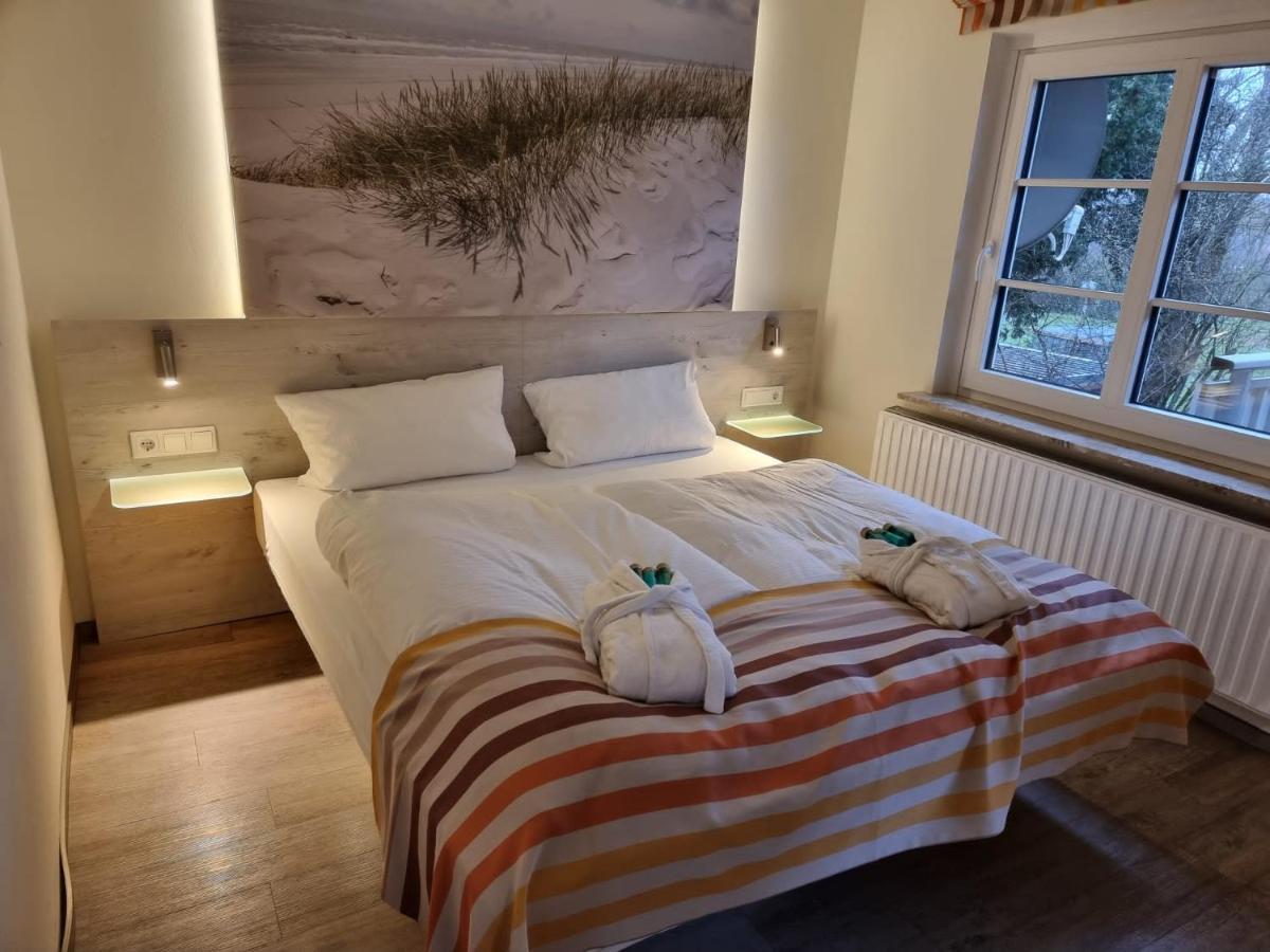 Doppelzimmer mit Balkon