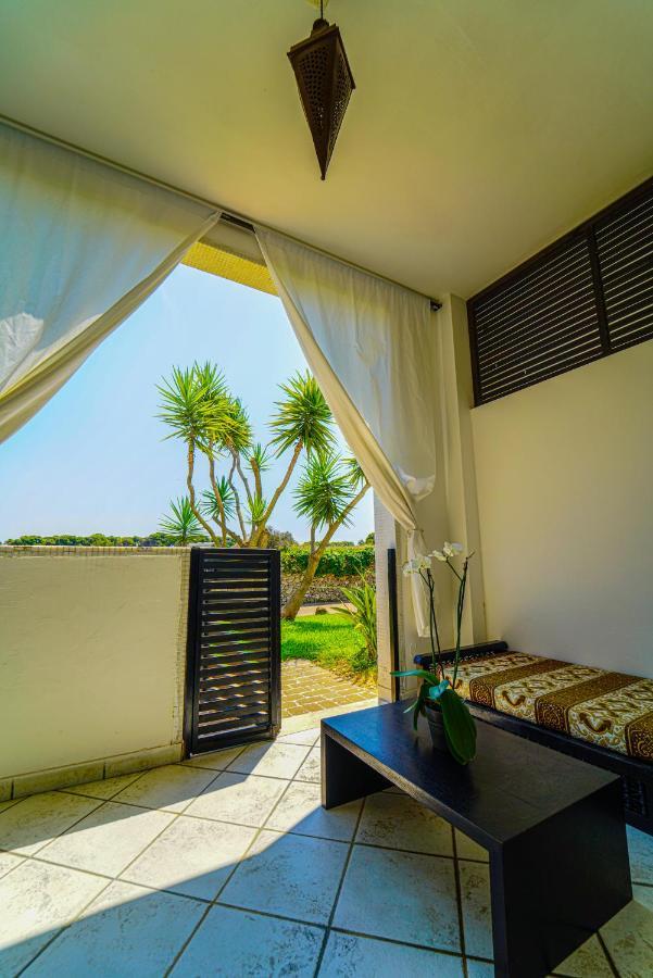 Large Double Room,1370456216:JPEG