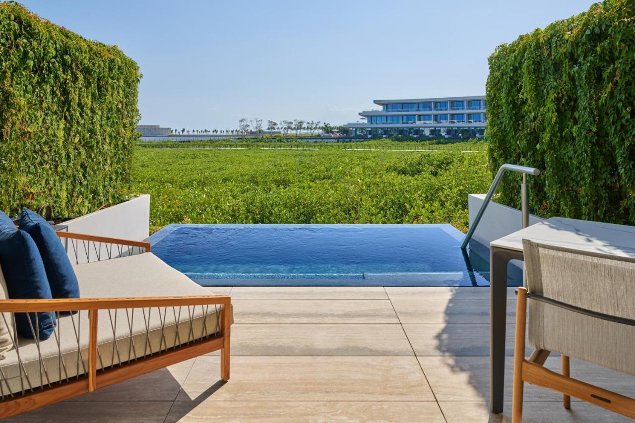 Grand Luxe Queen Room Two Queen Beds Ocean View Plunge Pool