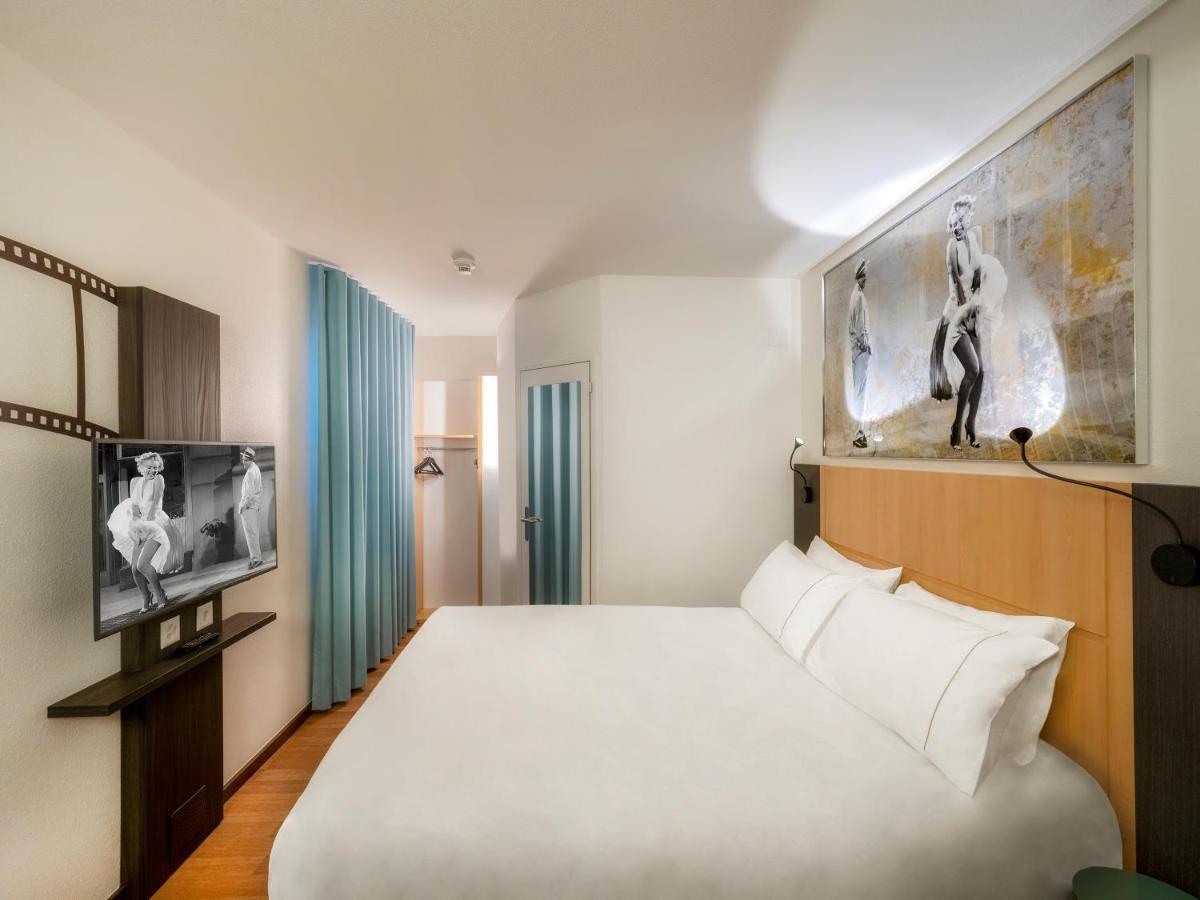 Cinema Double Room