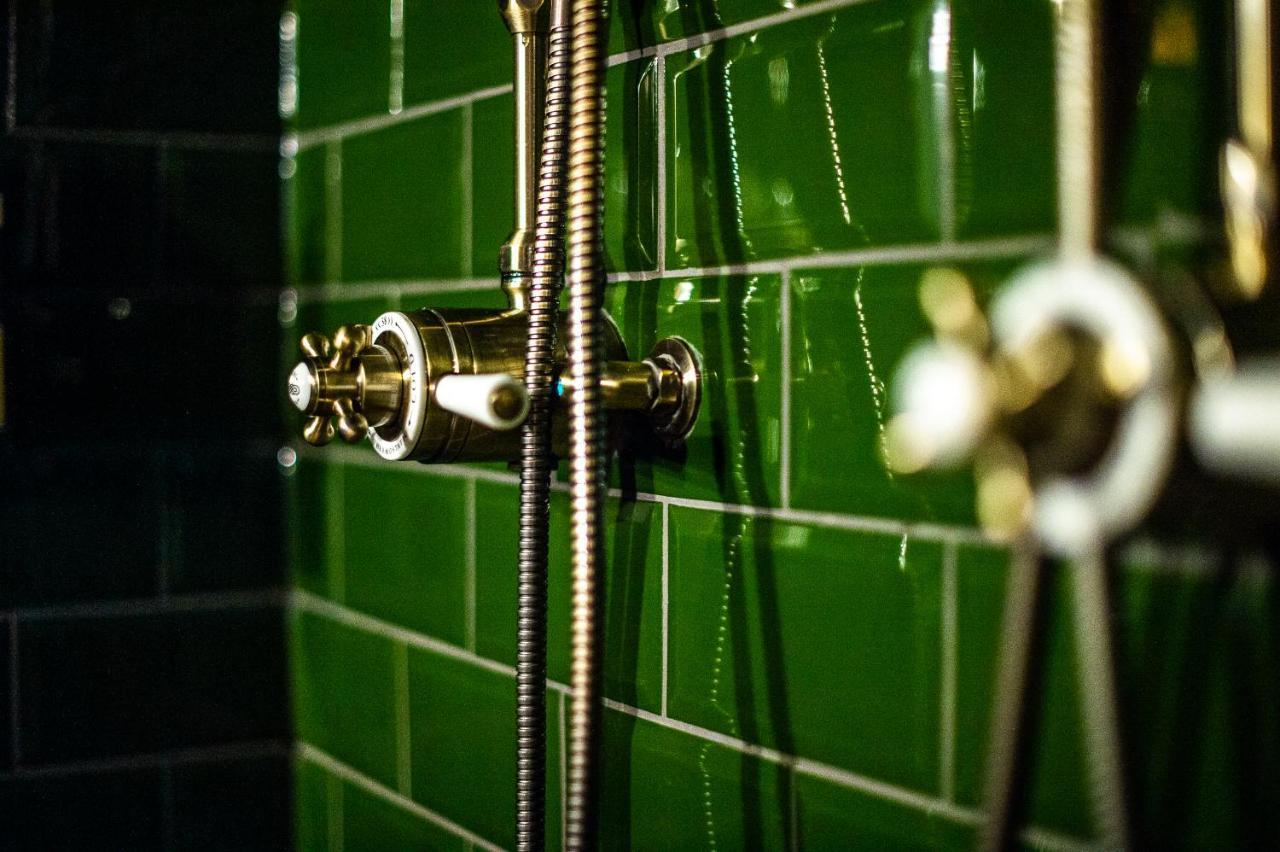 King Suite Spa Bath