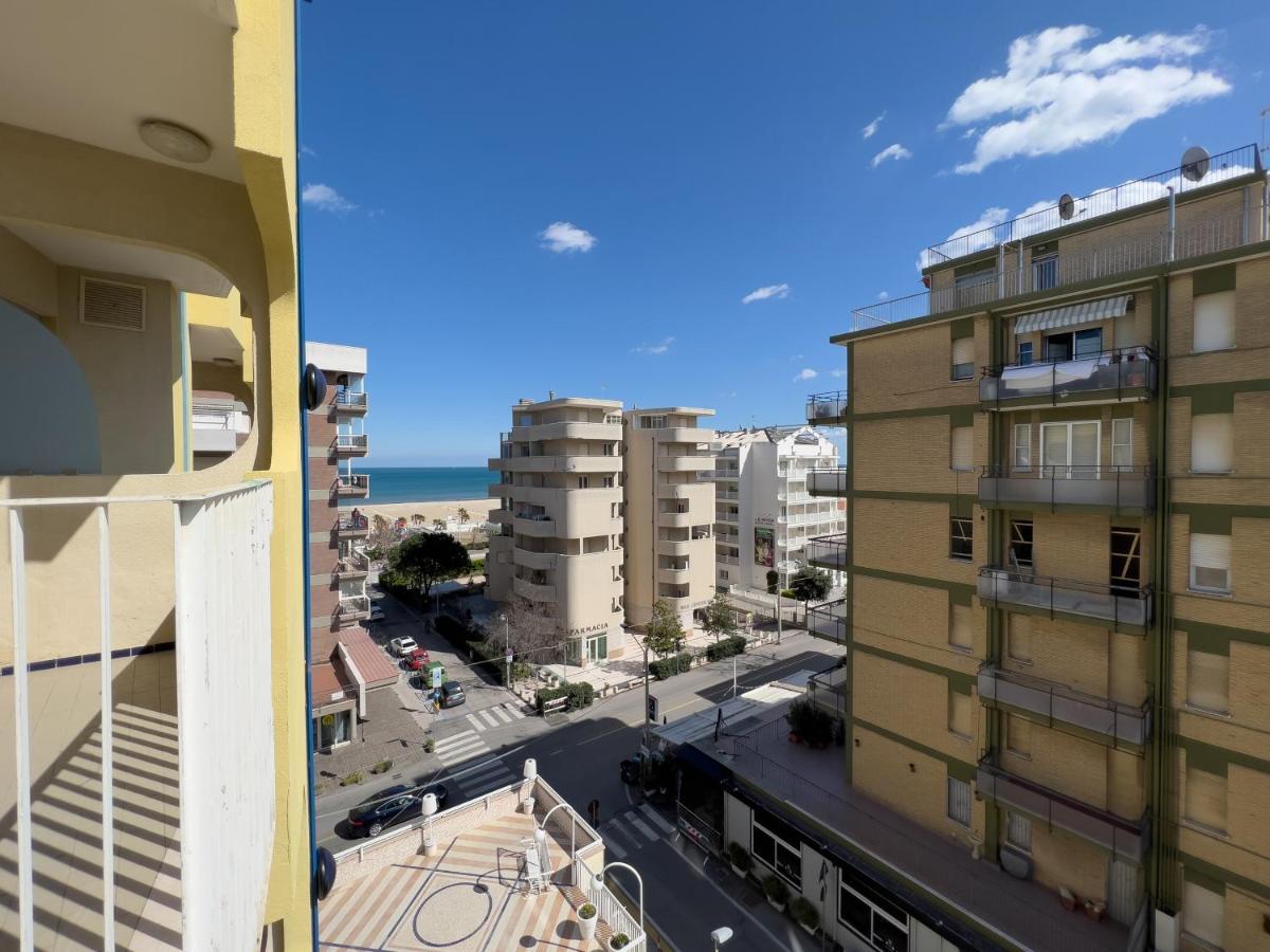 Double or Twin Room Balcony