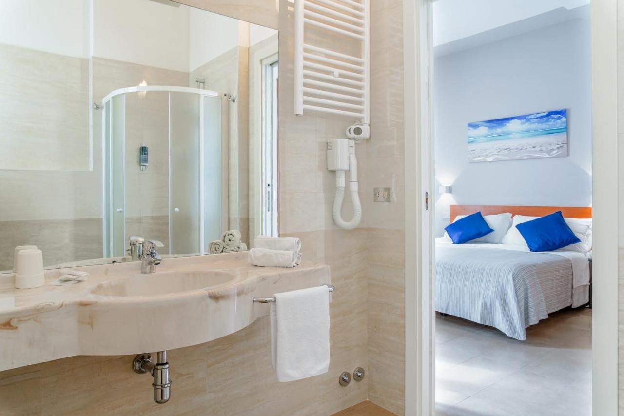 Classic Quadruple Room