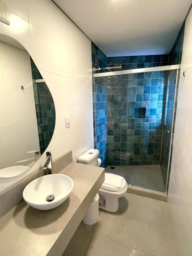 Deluxe Queen Suite