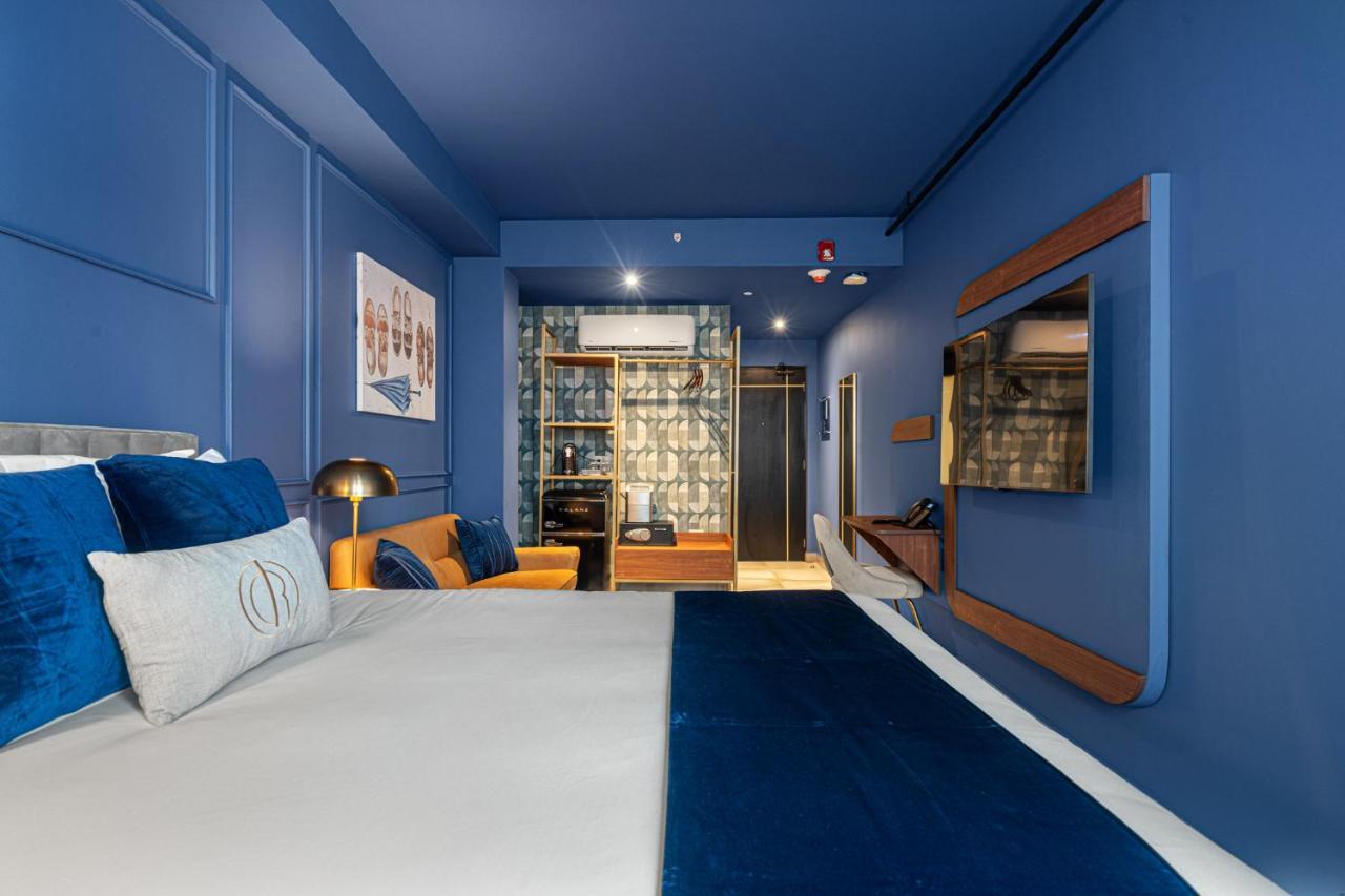 Classic Premium Queen Room