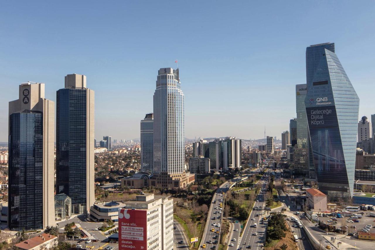 Deluxe Twin Room with Panoramic City View