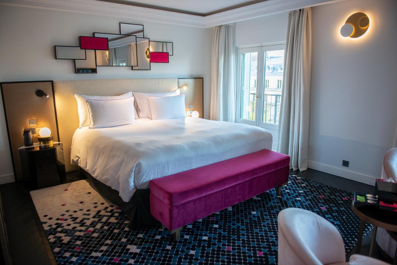 Deluxe Double Room Eiffel Tower view