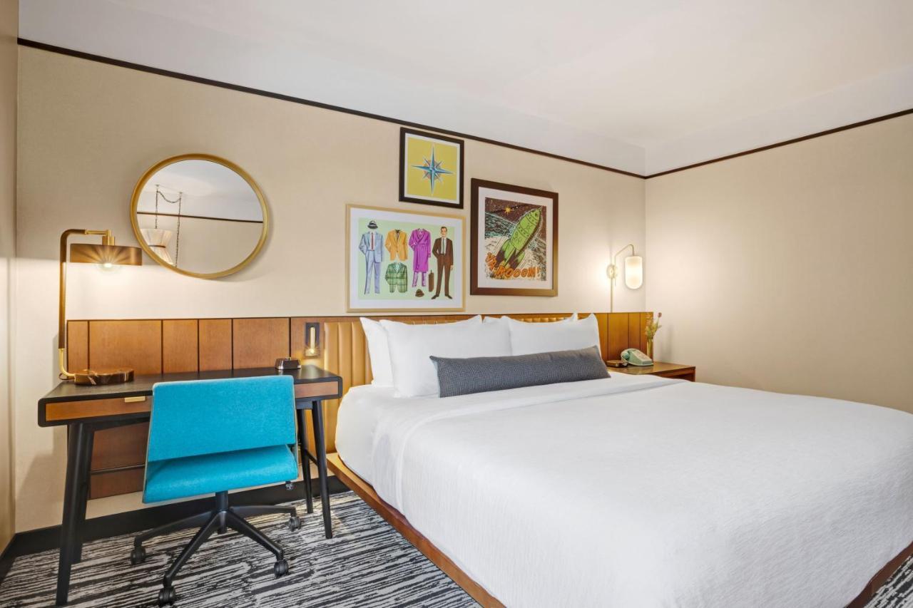 Standard King Room