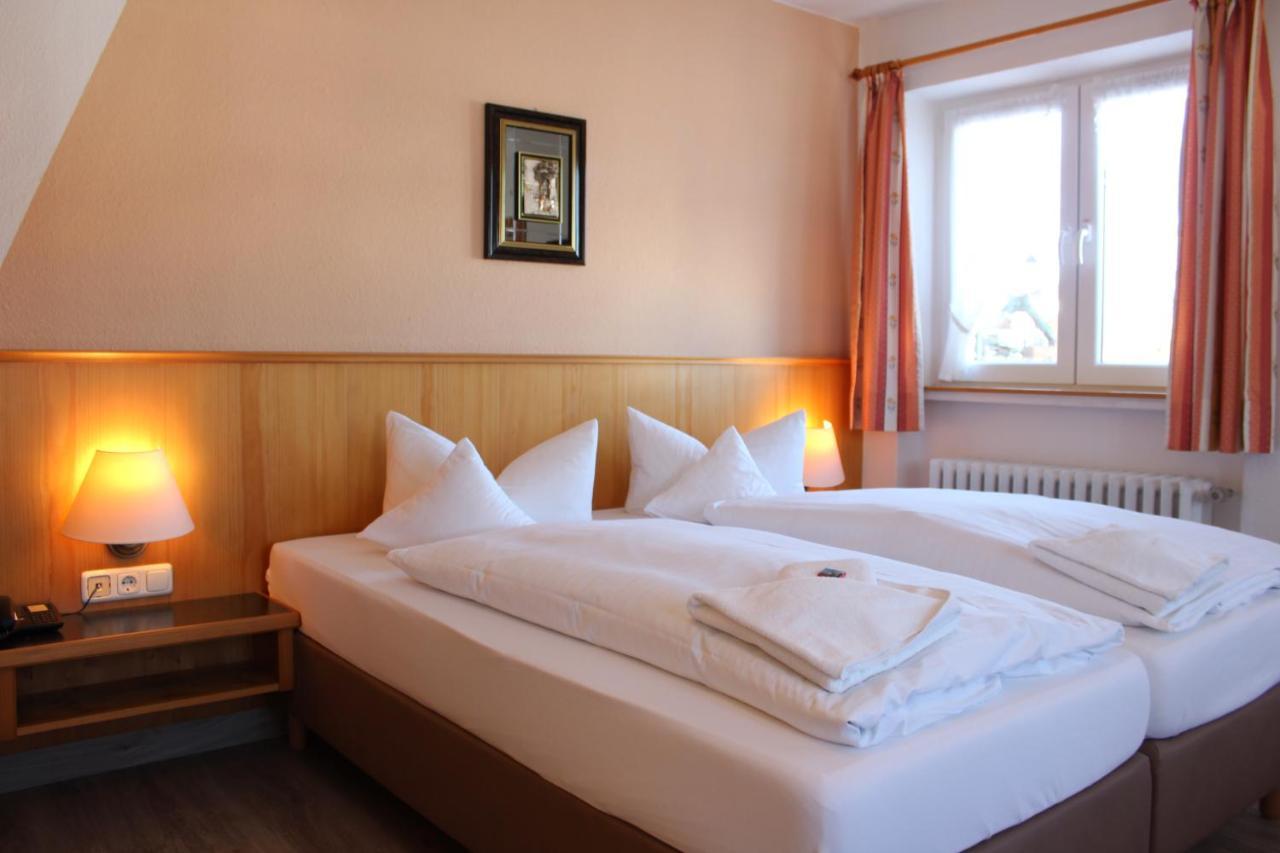 Doppelzimmer mit Seeblick