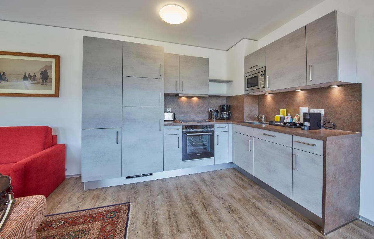 One-Bedroom Apartment Sauna