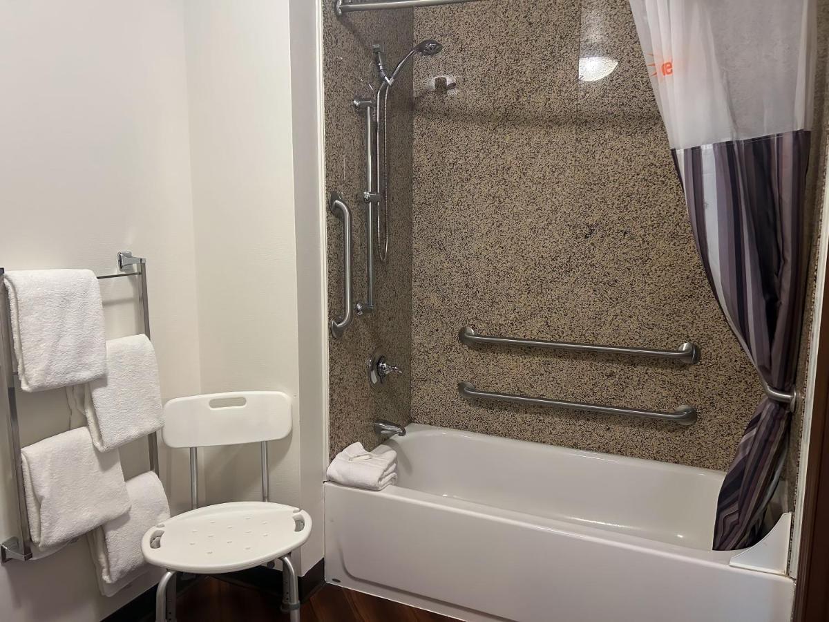 Queen Room Disability Access