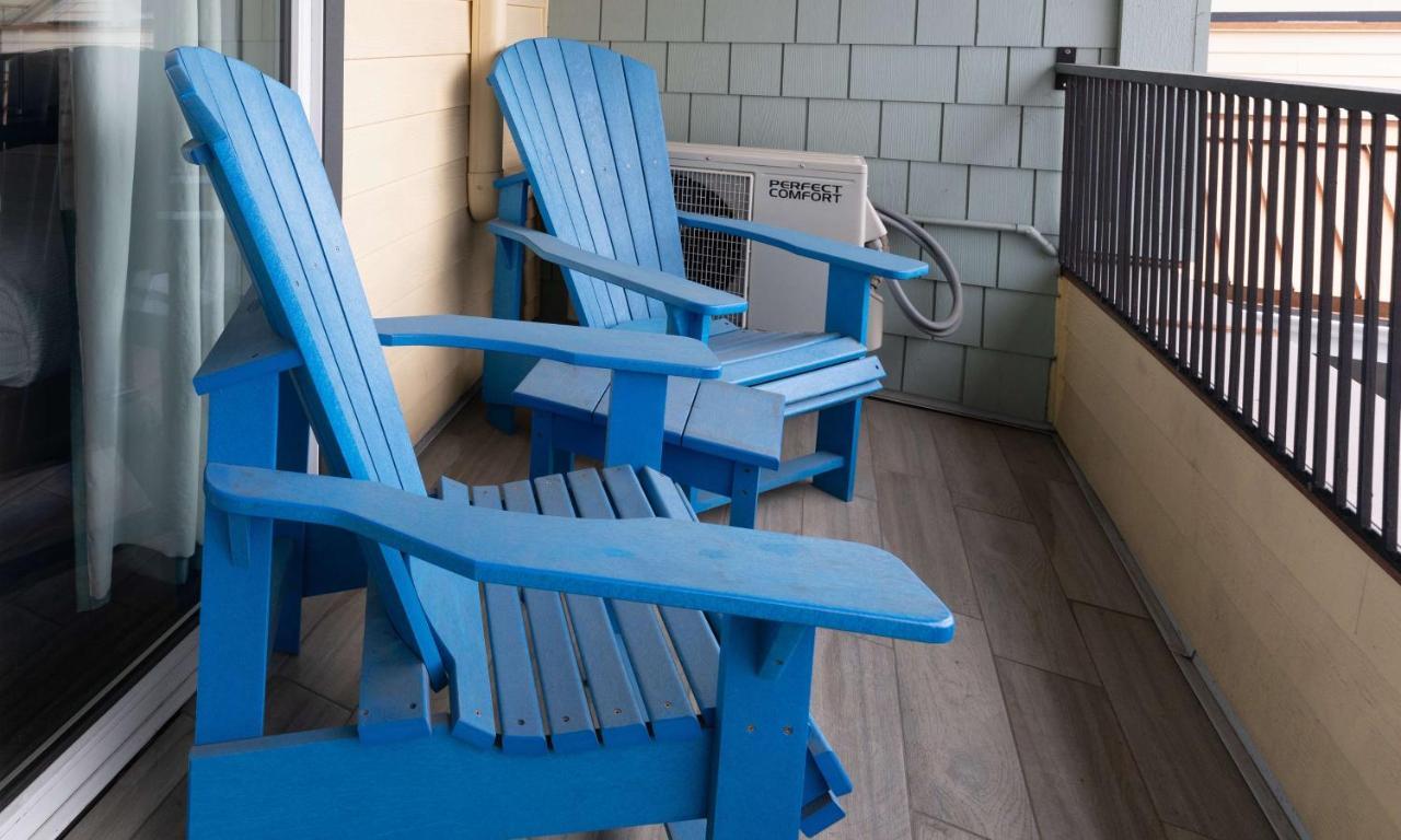 Queen Room Balcony