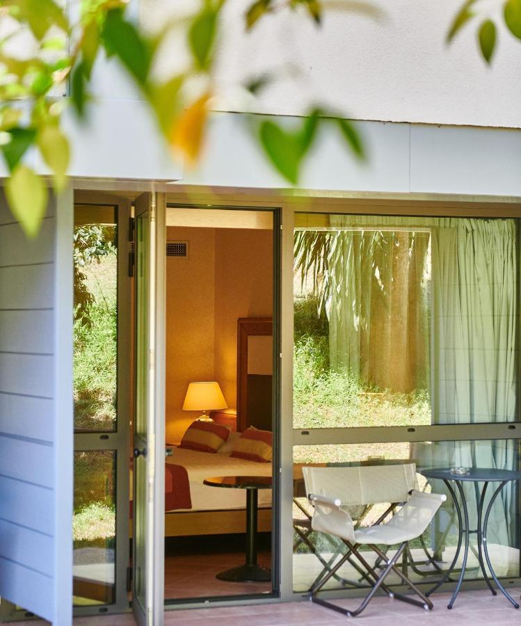 Chambre Supérieure - Vue Directe sur Jardin