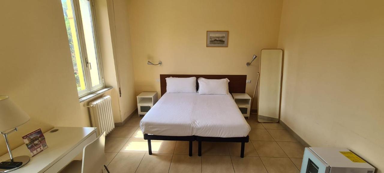 Double Room Private External Bathroom