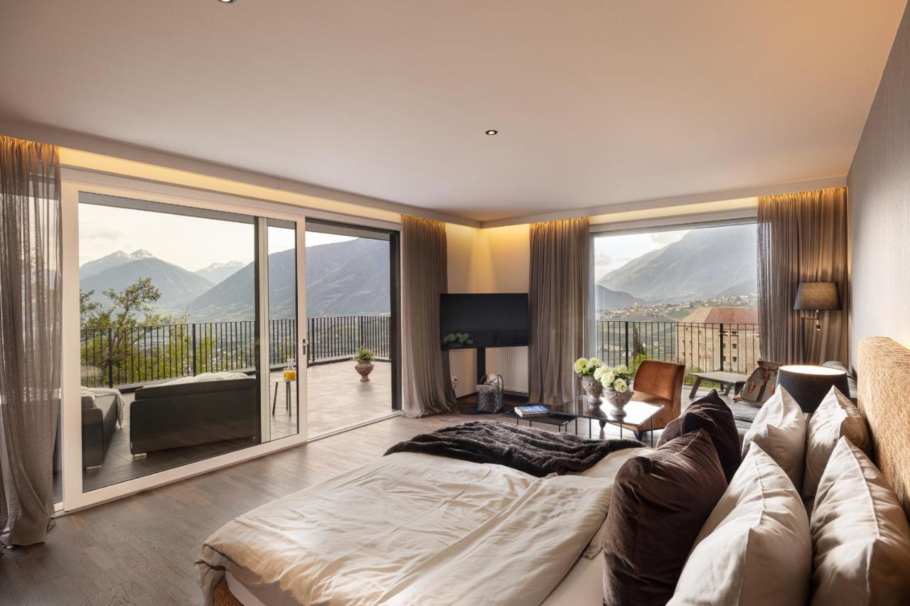 Deluxe Suite with Spa Bath